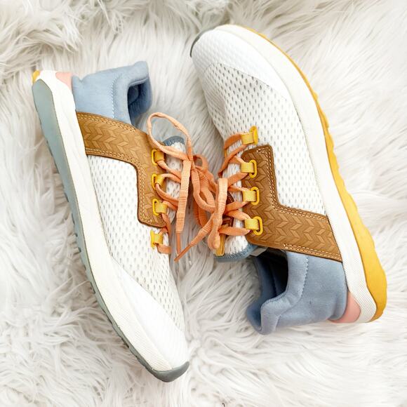 OLUKAI | Wailuku Women’s Athletic Shoes Sneakers Bright White / Sea Ice | US 10 - Picture 10 of 12